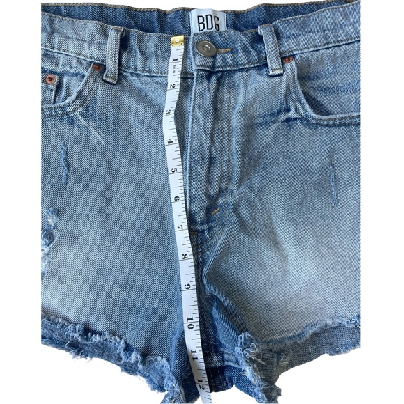 BDG Urban Outfitters Essential Mid Rise Distressed Denim Ripped Mini Shorts - 29 - Picture 7 of 11